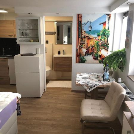 Ferienwohnung Apartment Dettum Mit Eigenem Bad, Kochnische Und Wintergarten Esterno foto