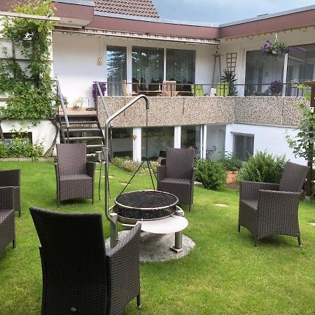 Ferienwohnung Apartment Dettum Mit Eigenem Bad, Kochnische Und Wintergarten Esterno foto