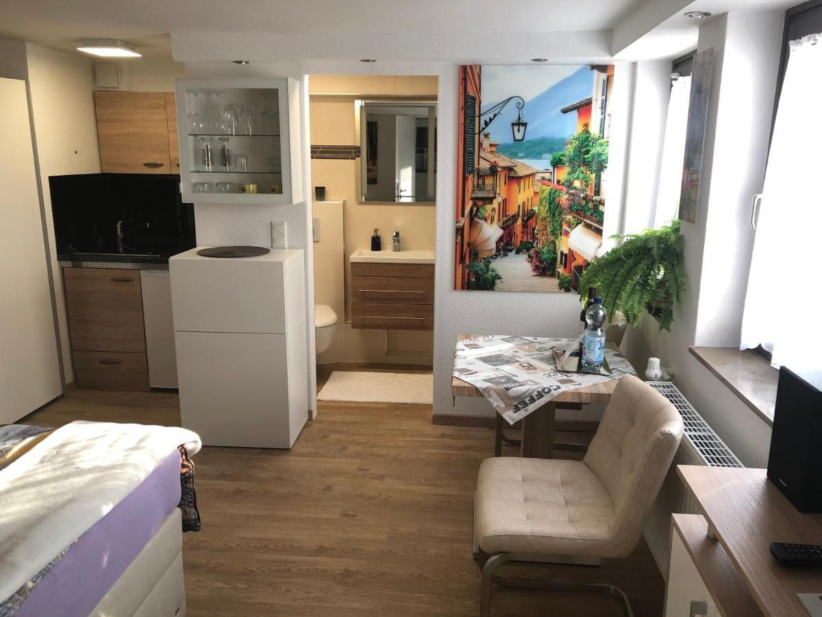Ferienwohnung Apartment Dettum Mit Eigenem Bad, Kochnische Und Wintergarten Esterno foto