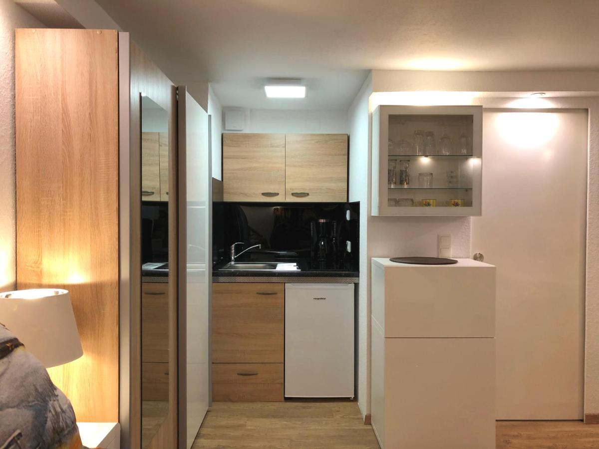 Ferienwohnung Apartment Dettum Mit Eigenem Bad, Kochnische Und Wintergarten Esterno foto