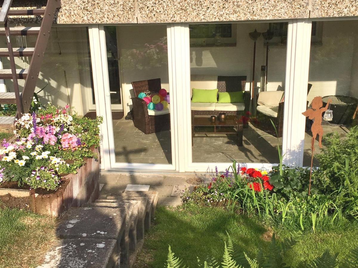 Ferienwohnung Apartment Dettum Mit Eigenem Bad, Kochnische Und Wintergarten Esterno foto
